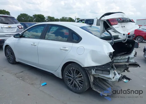 2022 Kia Forte Gt-Line из США, поврежденный, VIN 3KPF54AD4NE441178